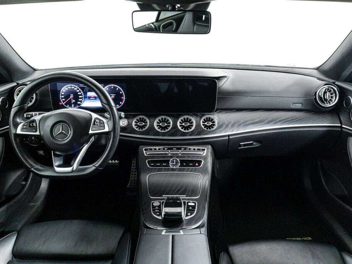 Mercedes-Benz E-Класс 200, 2017 Фото №12