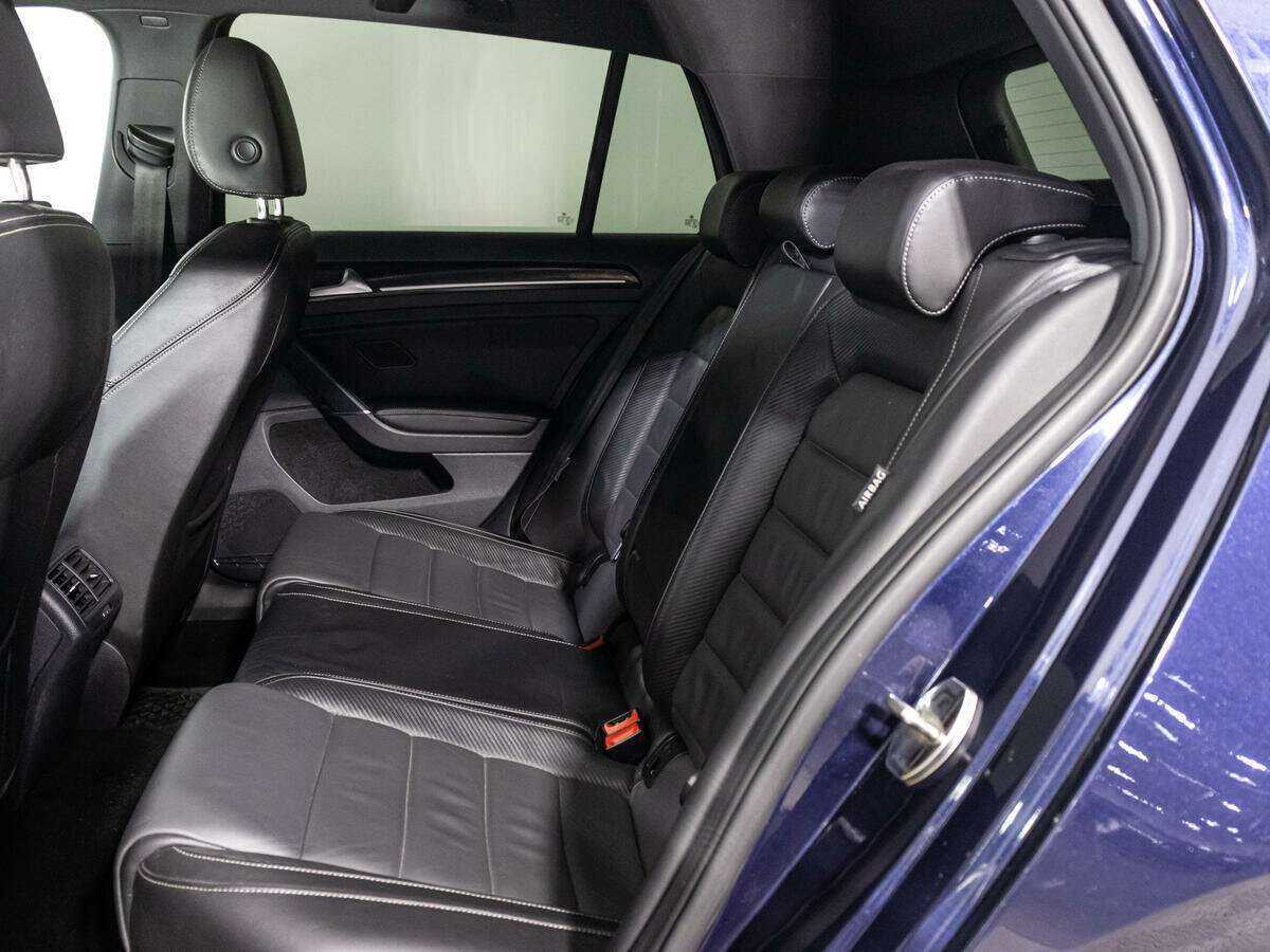 Volkswagen Golf R, 2014 Фото №10