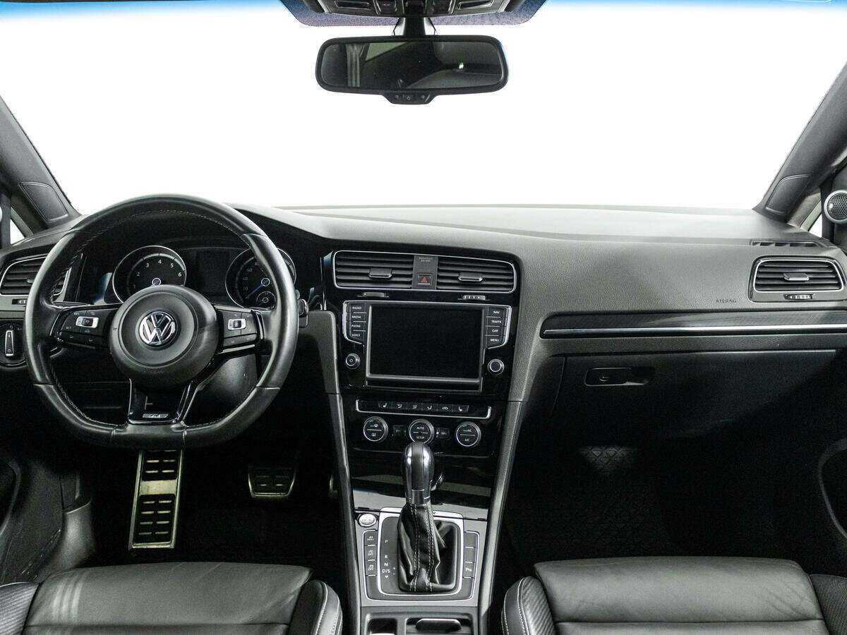 Volkswagen Golf R, 2014 Фото №13