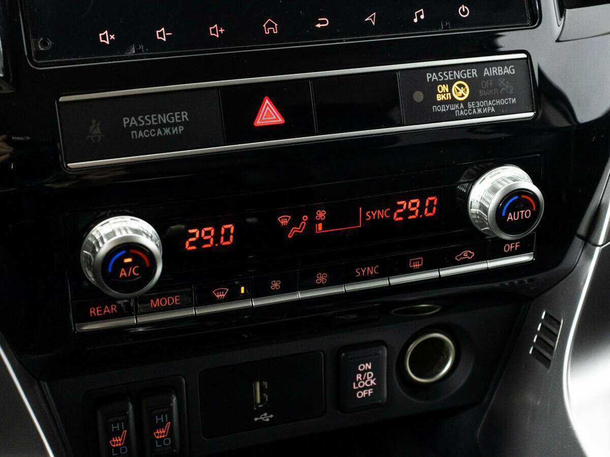 Mitsubishi Pajero Sport, 2022 Фото №17