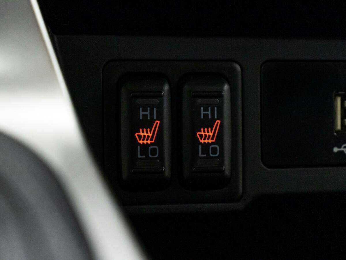 Mitsubishi Pajero Sport, 2022 Фото №18