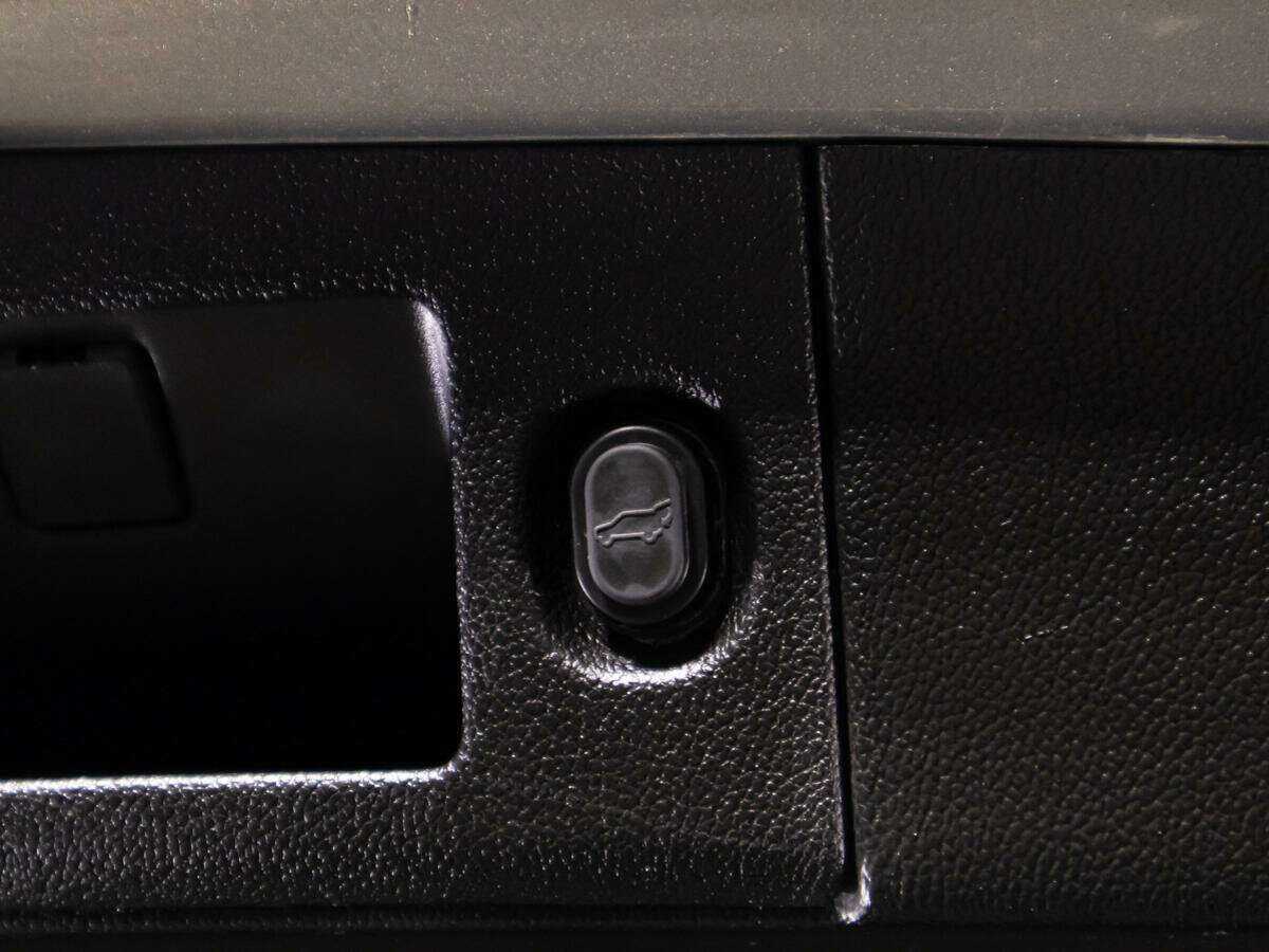 Cadillac Escalade, 2018 Фото №17