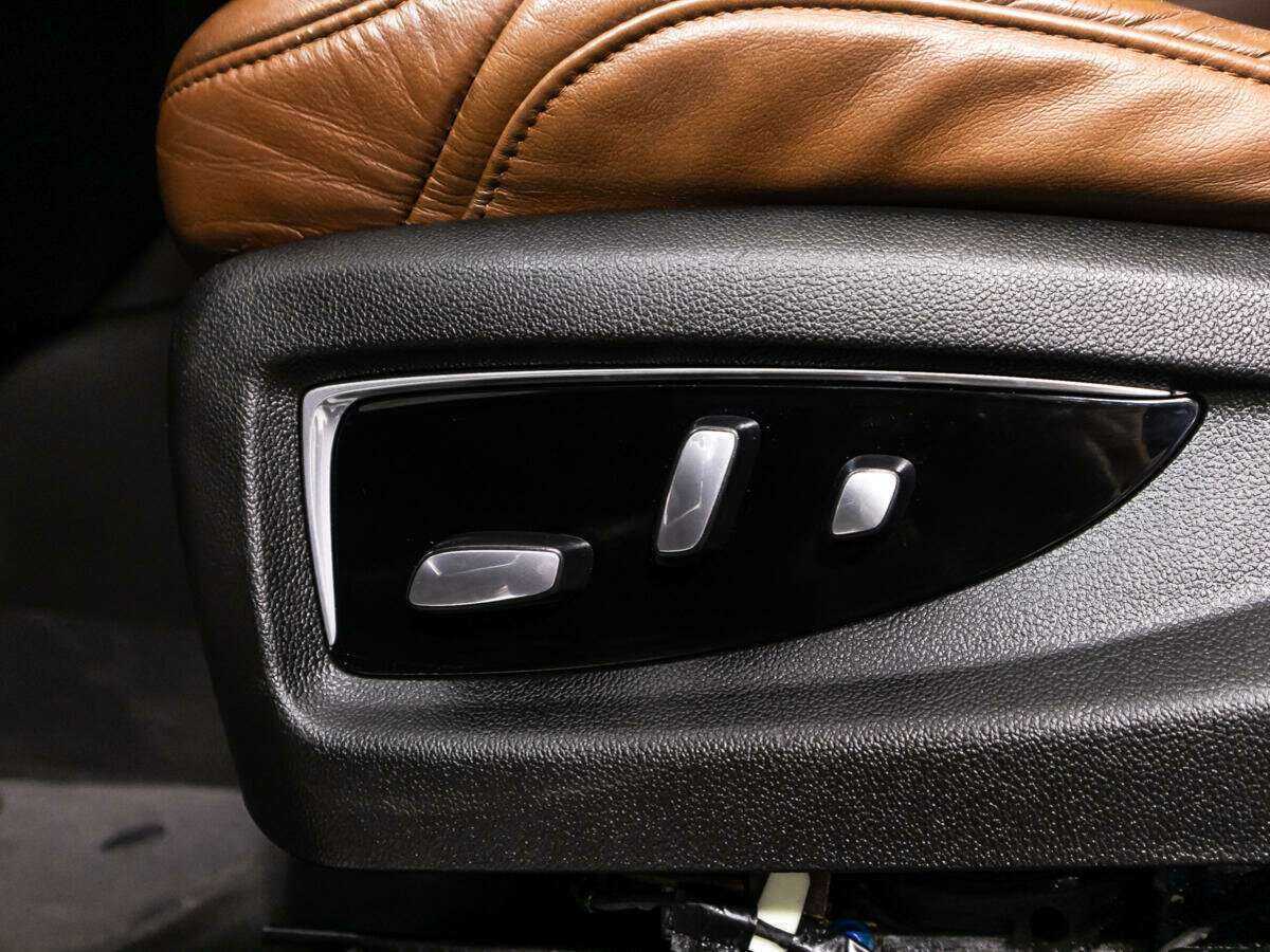 Cadillac Escalade, 2018 Фото №19