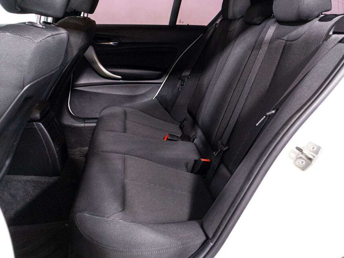 BMW 1 серии 116i, 2012 Фото №9