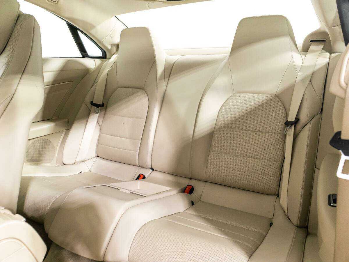 Mercedes-Benz E-Класс 350, 2015 Фото №10