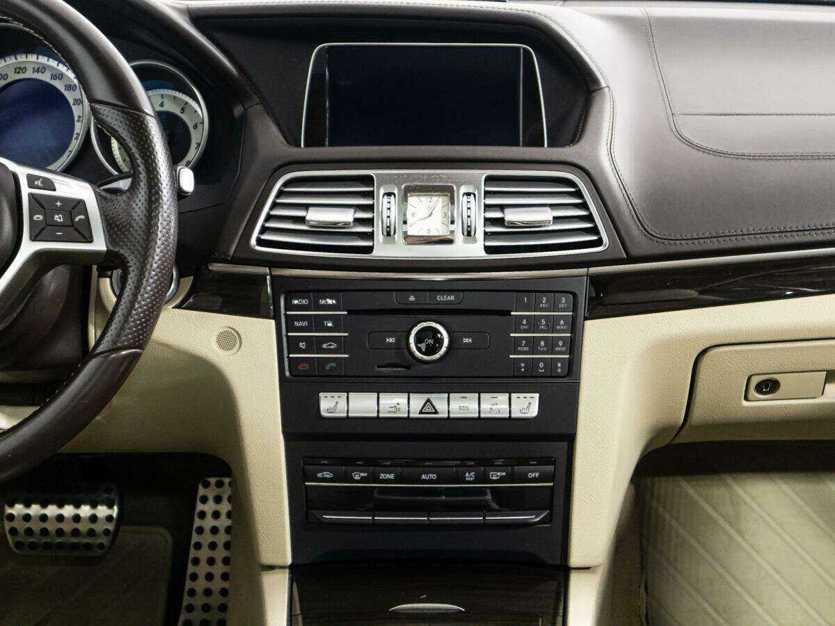Mercedes-Benz E-Класс 350, 2015 Фото №14