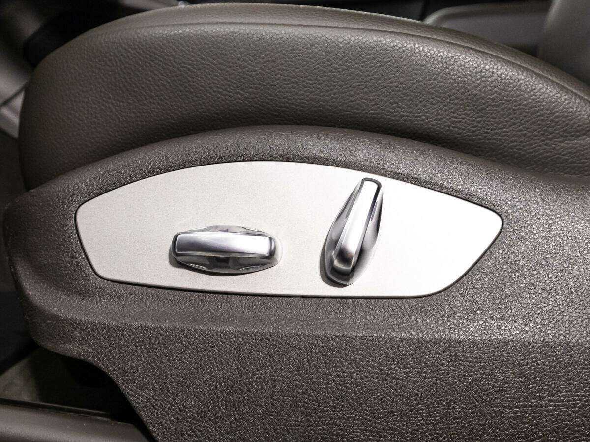 Porsche Macan, 2019 Фото №14