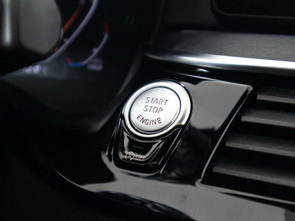 BMW 5 серии 530d xDrive, 2020 Фото №25