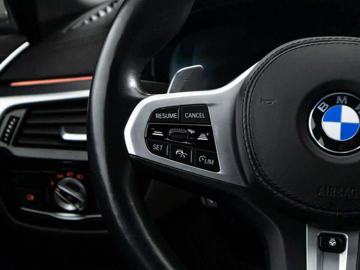 BMW 5 серии 530d xDrive, 2020 Фото №27