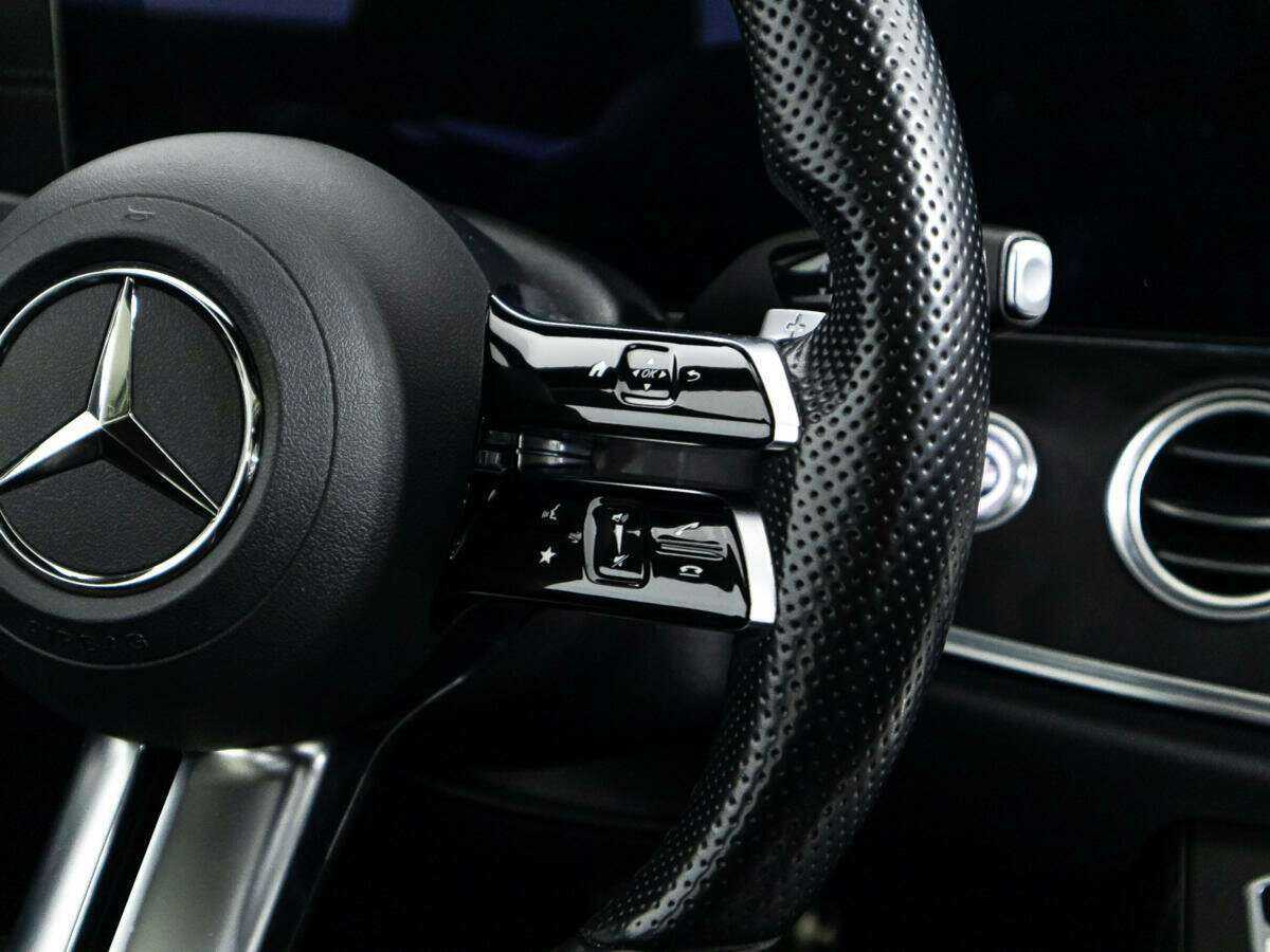 Mercedes-Benz E-Класс 200, 2021 Фото №23