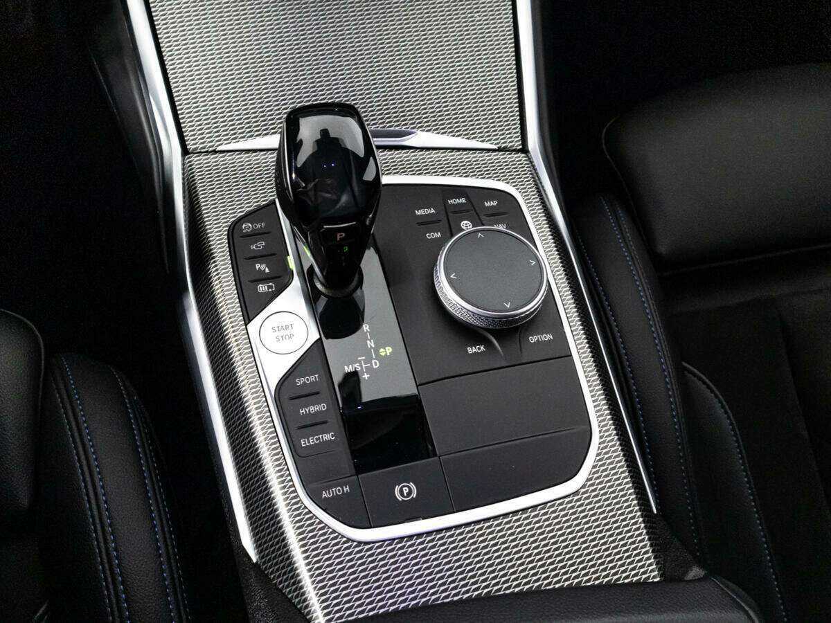 BMW 3 серии 330e, 2020 Фото №16