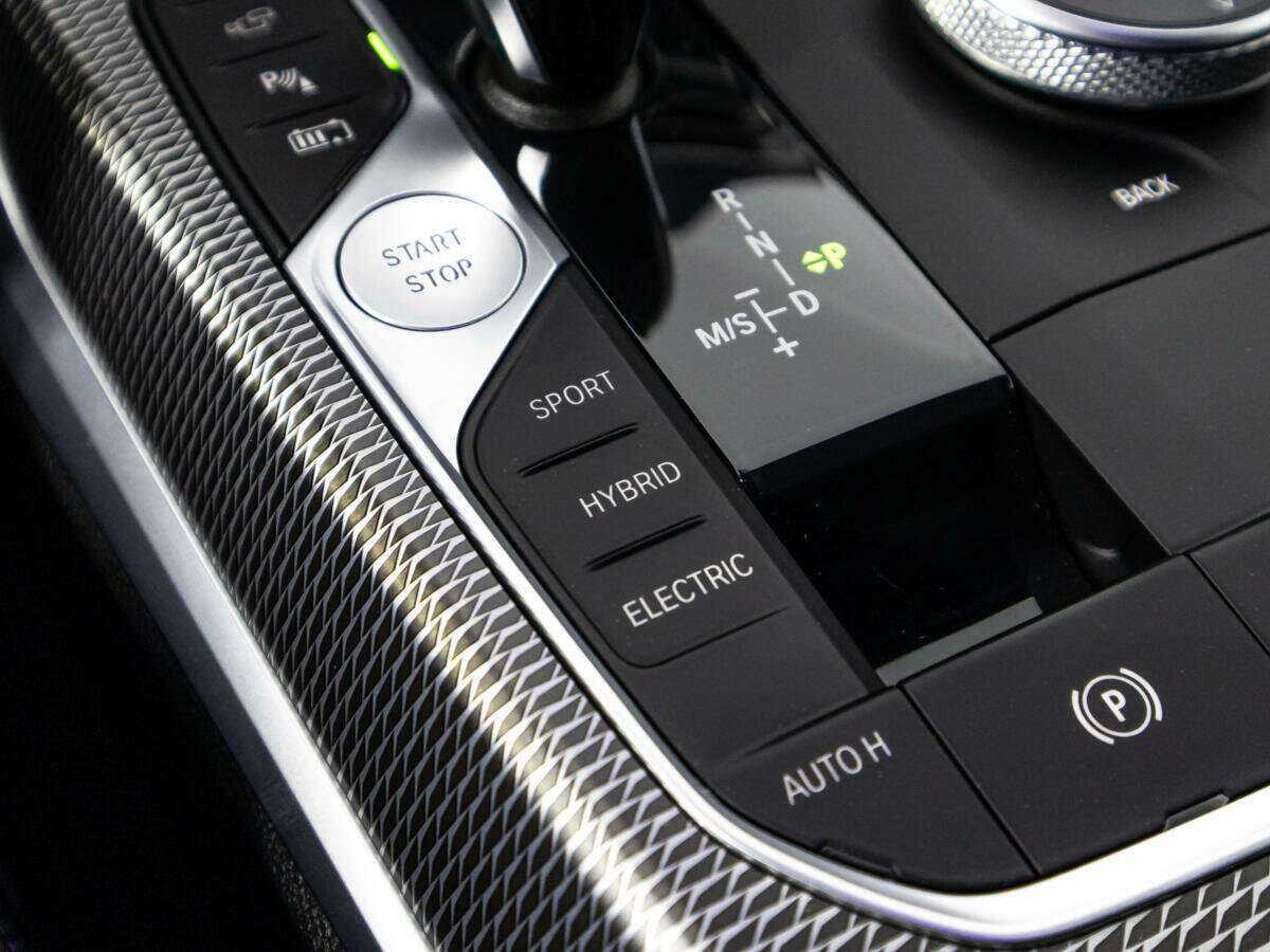 BMW 3 серии 330e, 2020 Фото №17