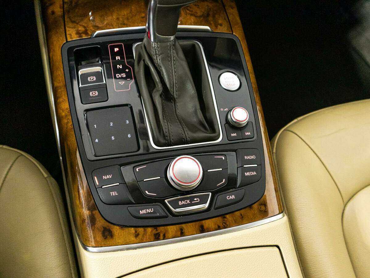 Audi A7, 2011 Фото №18