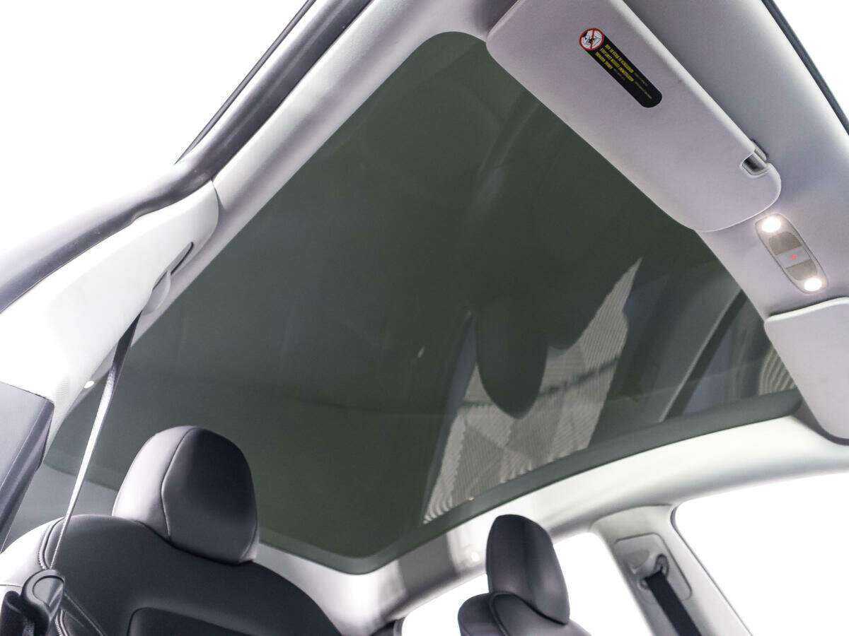 Tesla Model Y Long Range, 2020 Фото №21