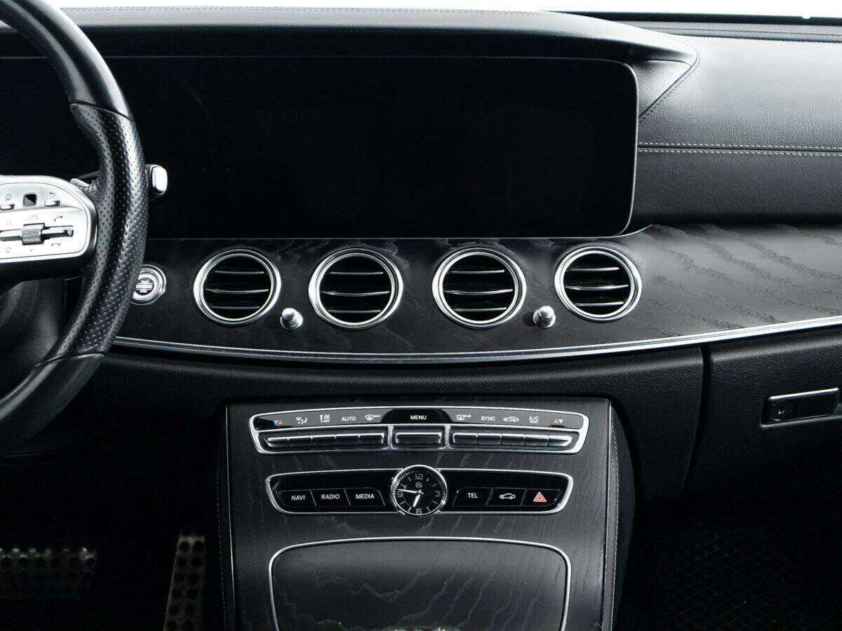 Mercedes-Benz E-Класс 200, 2019 Фото №14