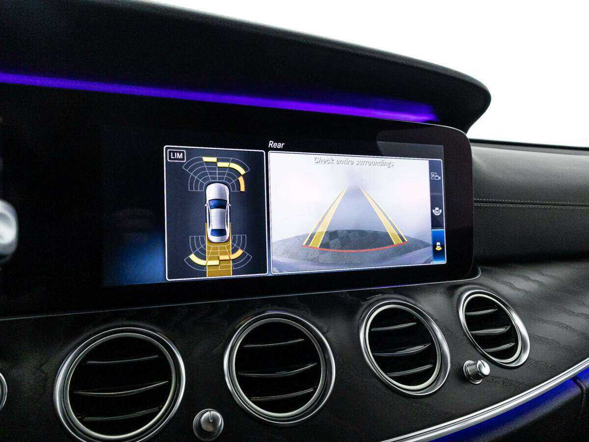 Mercedes-Benz E-Класс 200, 2019 Фото №15