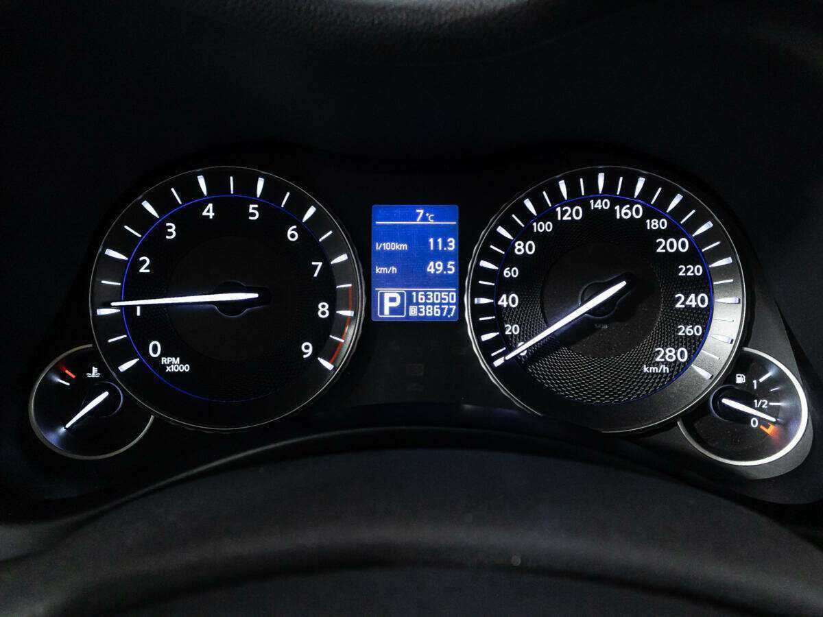 Infiniti M37, 2010 Фото №12