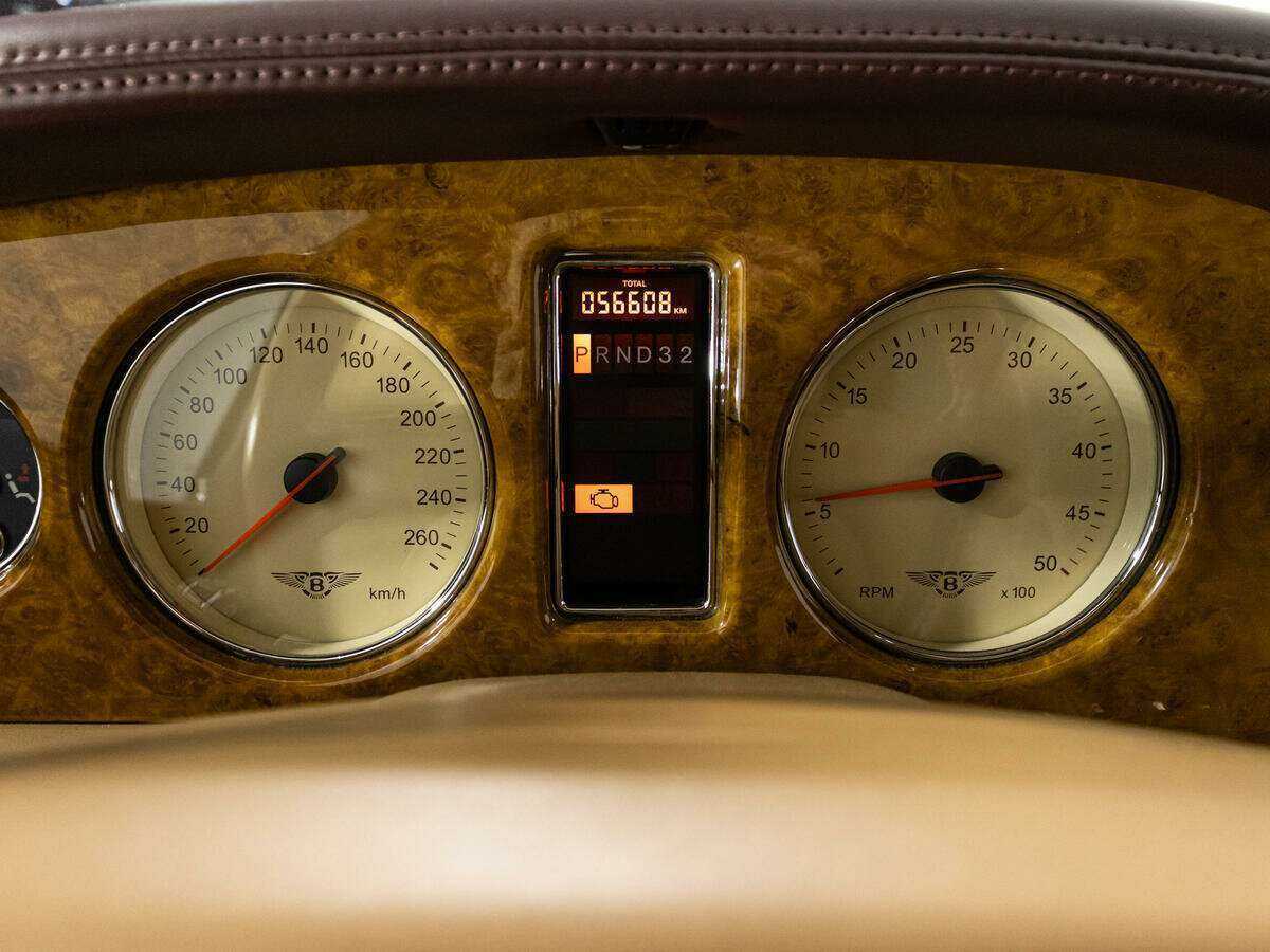 Bentley Arnage R, 2003 Фото №12