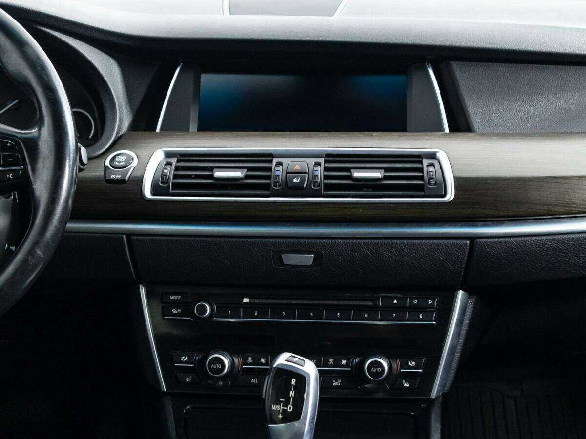 BMW 5 серии Gran Turismo 530d xDrive, 2012 Фото №12