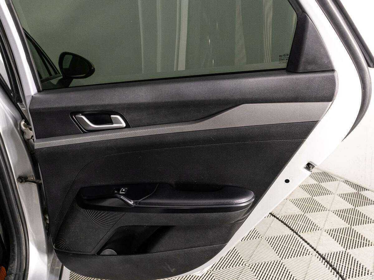 Kia K5, 2020 Фото №25