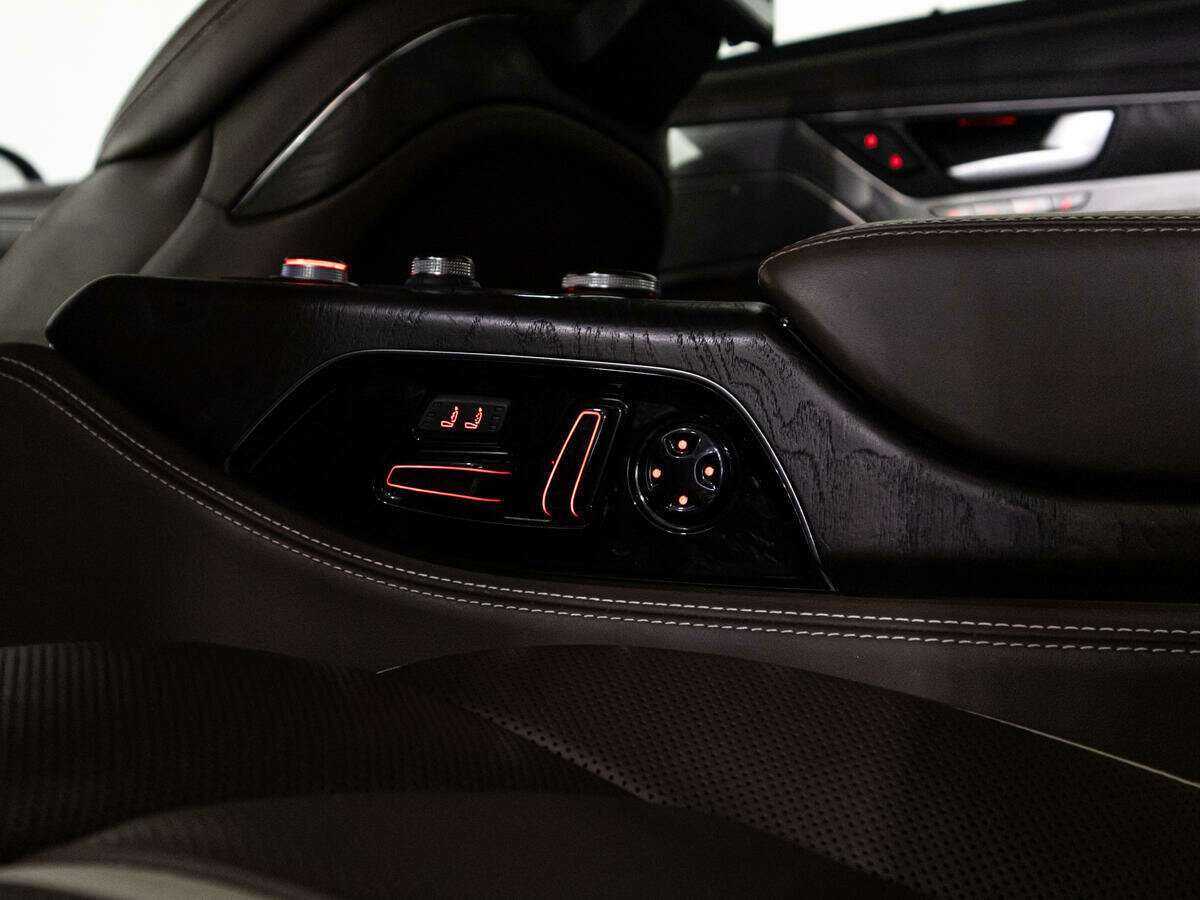 Audi A8 Long, 2014 Фото №13