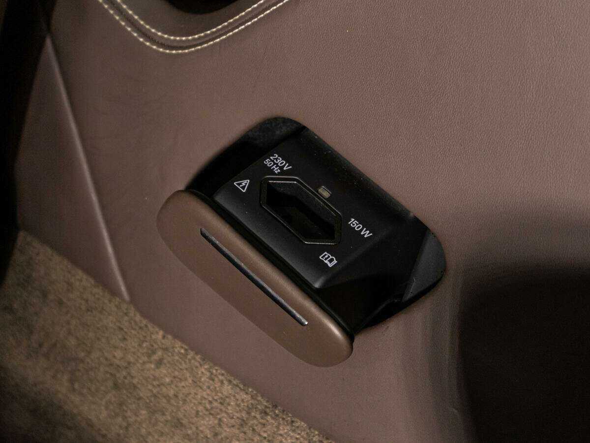 Audi A8 Long, 2014 Фото №16