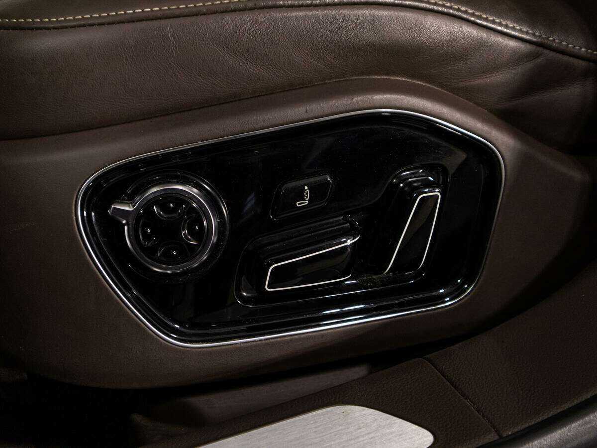 Audi A8 Long, 2014 Фото №26