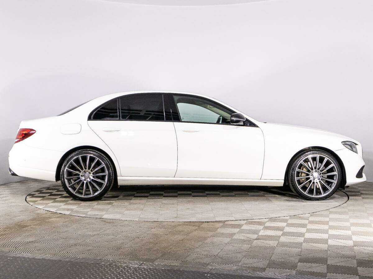 Mercedes-Benz E-Класс 400, 2016 - 76 165 км. | Фото №4