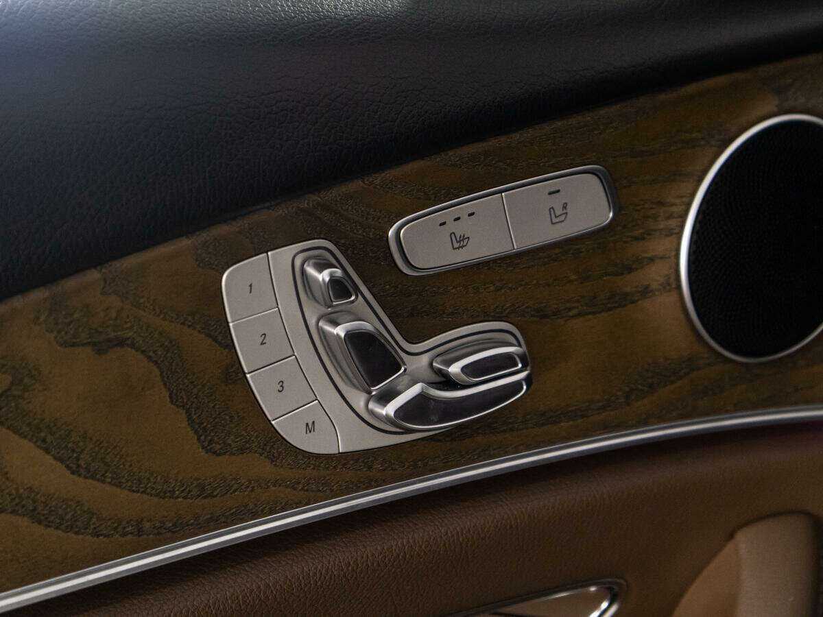 Mercedes-Benz E-Класс 400, 2016 Фото №16