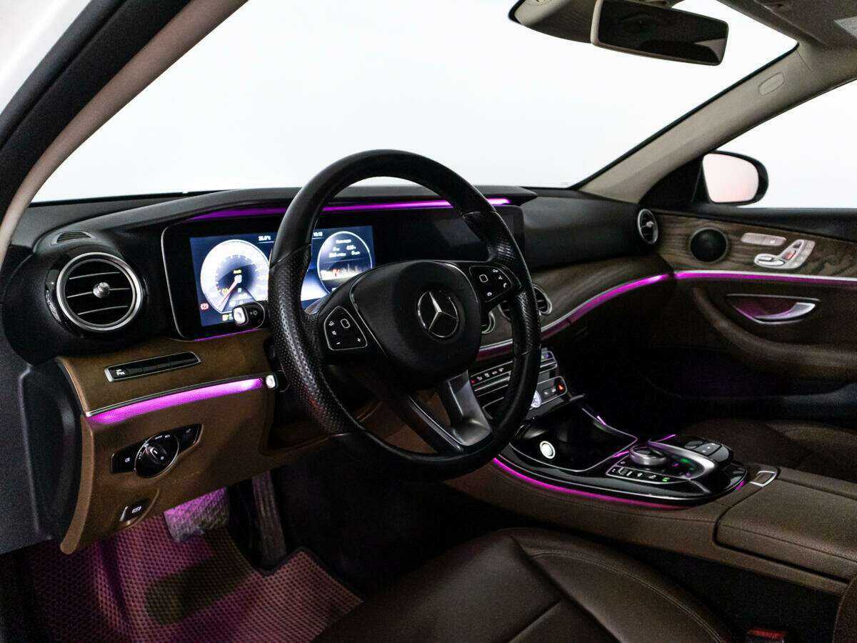 Mercedes-Benz E-Класс 400, 2016 Фото №23