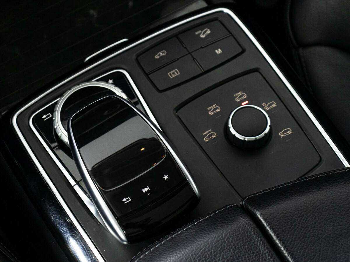 Mercedes-Benz GLS 400, 2017 Фото №19