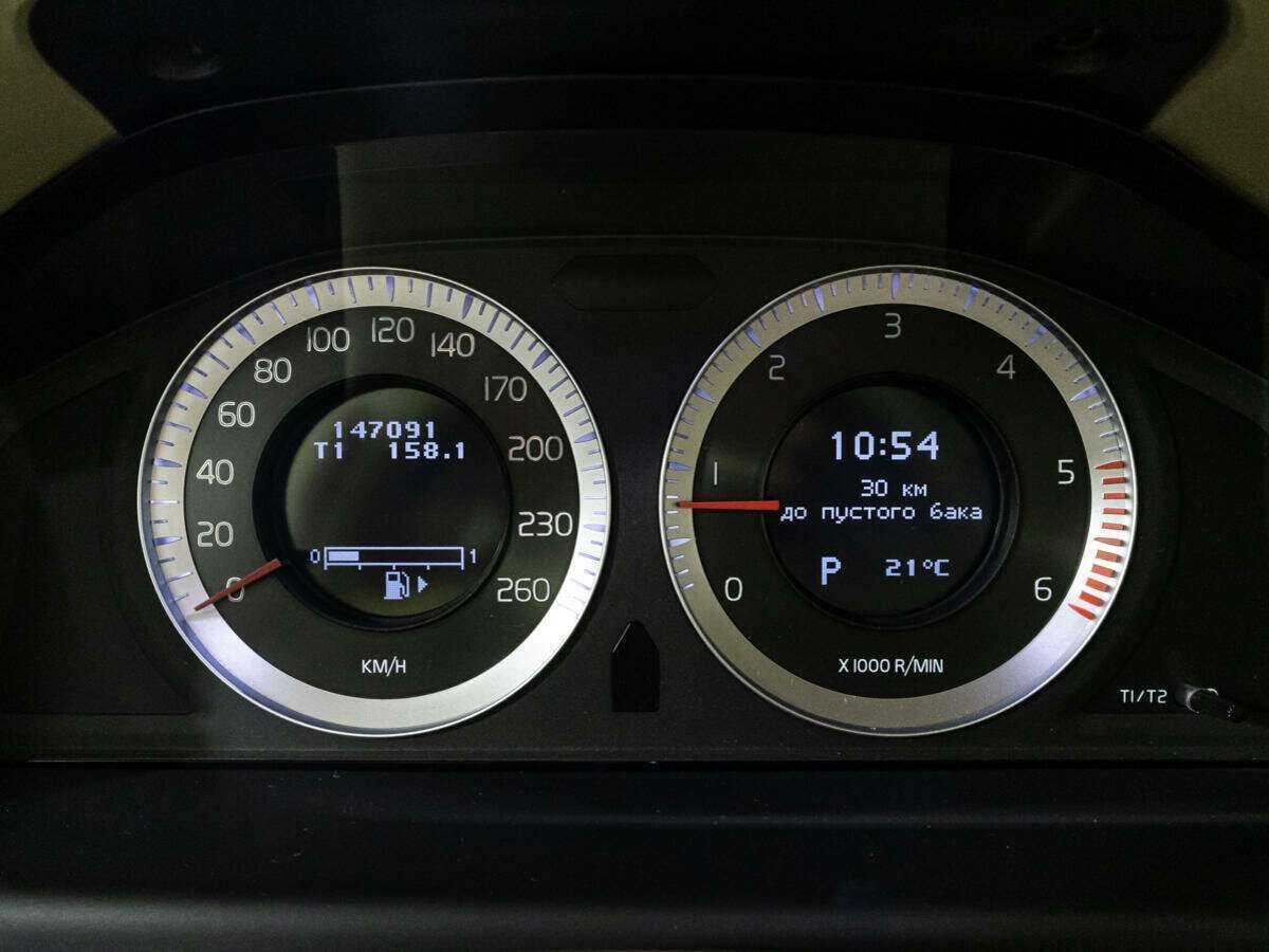 Volvo XC70, 2010 Фото №12