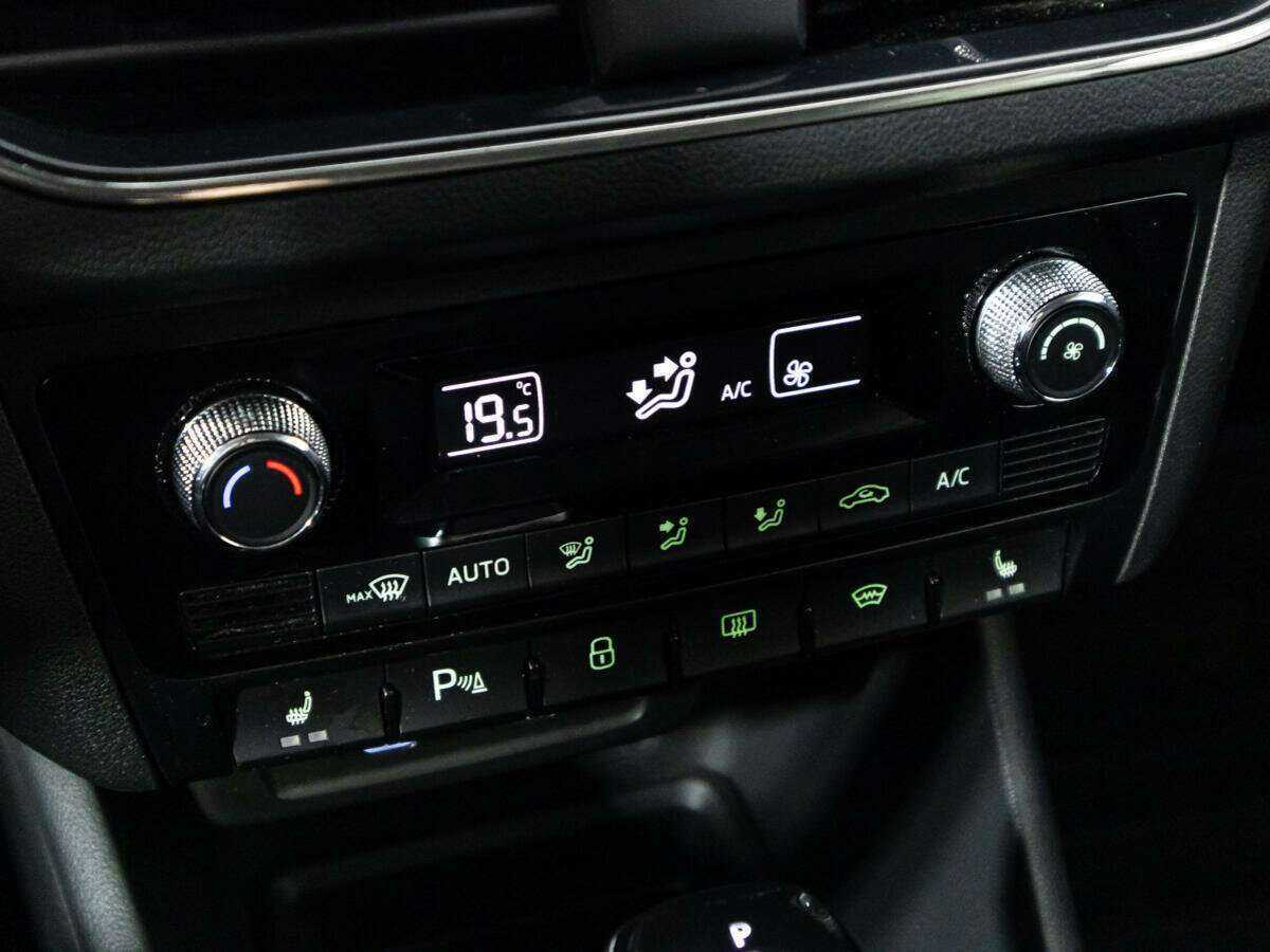 Skoda Rapid, 2020 Фото №16