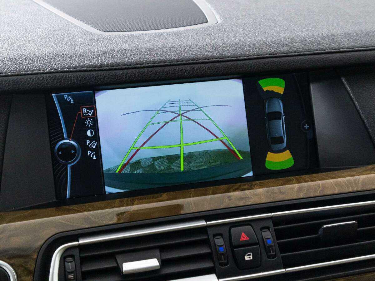 BMW 7 серии 740d xDrive, 2011 Фото №22