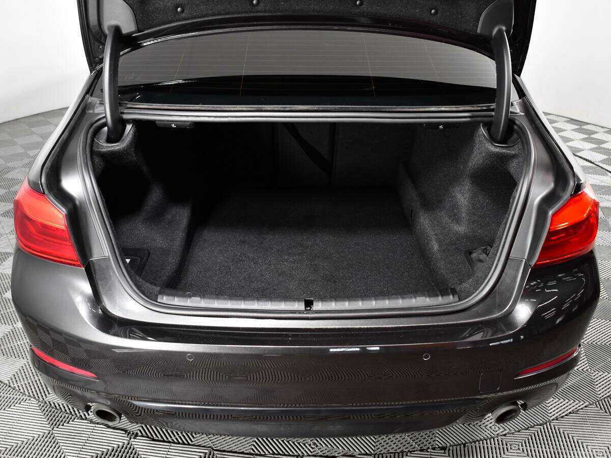 BMW 5 серии 520d, 2019 Фото №21