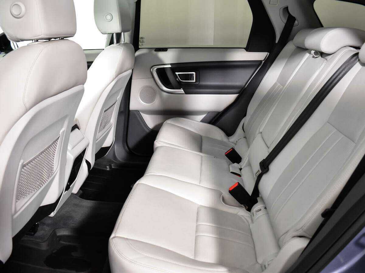 Land Rover Discovery Sport, 2017 Фото №8