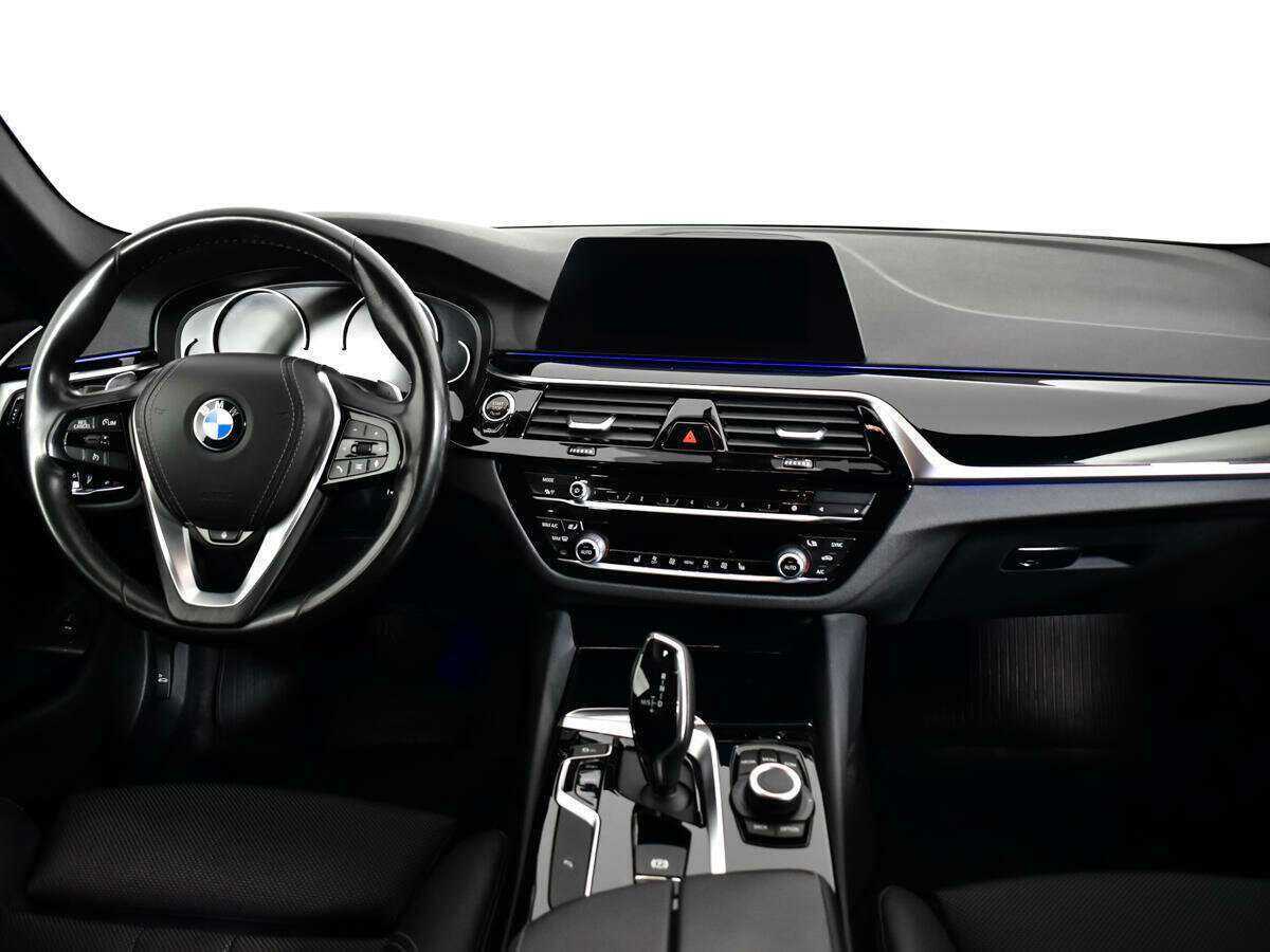 BMW 5 серии 520d, 2020 Фото №10