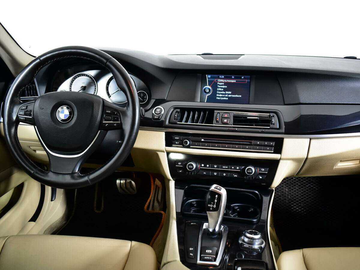 BMW 5 серии 530d xDrive, 2011 Фото №12