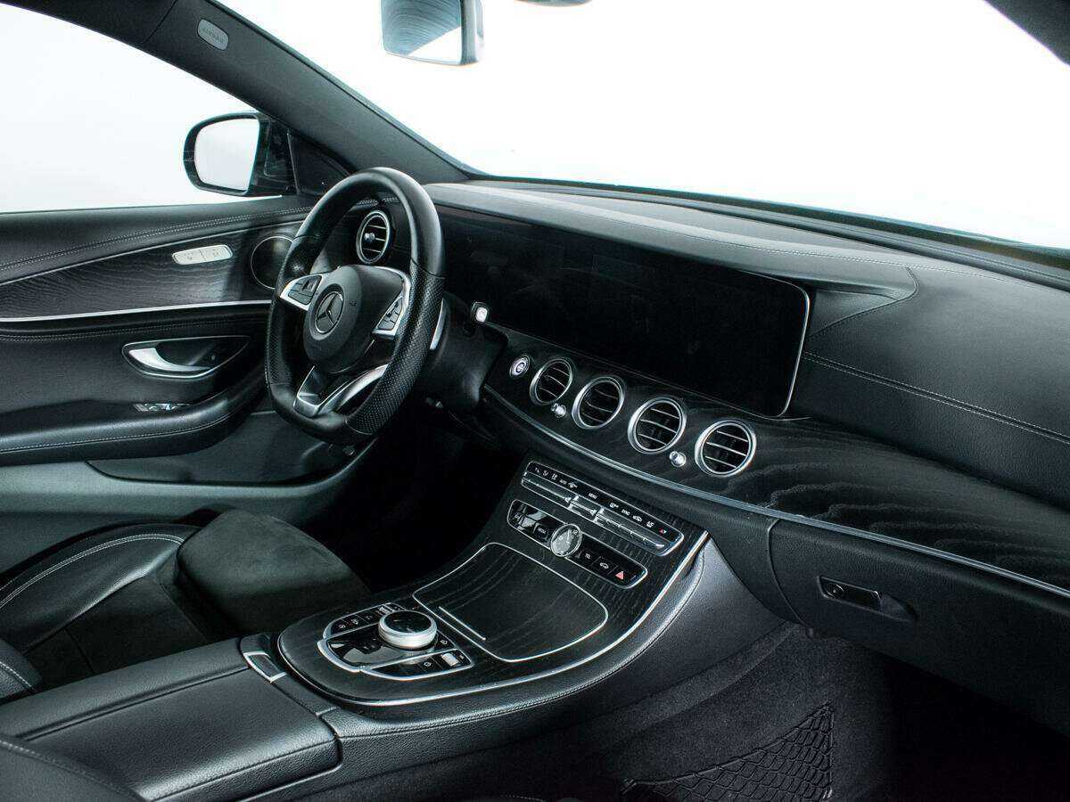 Mercedes-Benz E-Класс 200, 2018 Фото №9