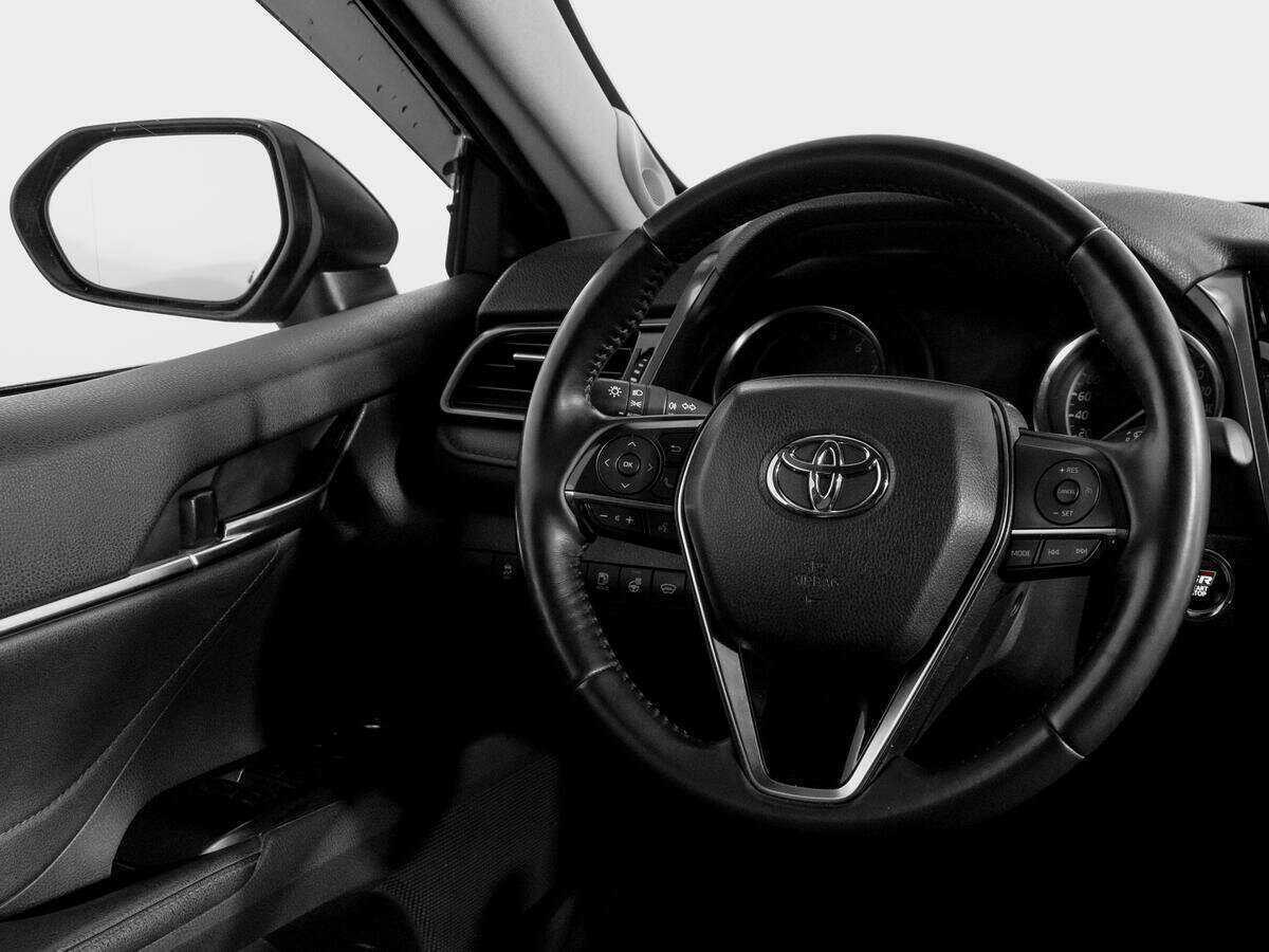 Toyota Camry, 2022 Фото №14