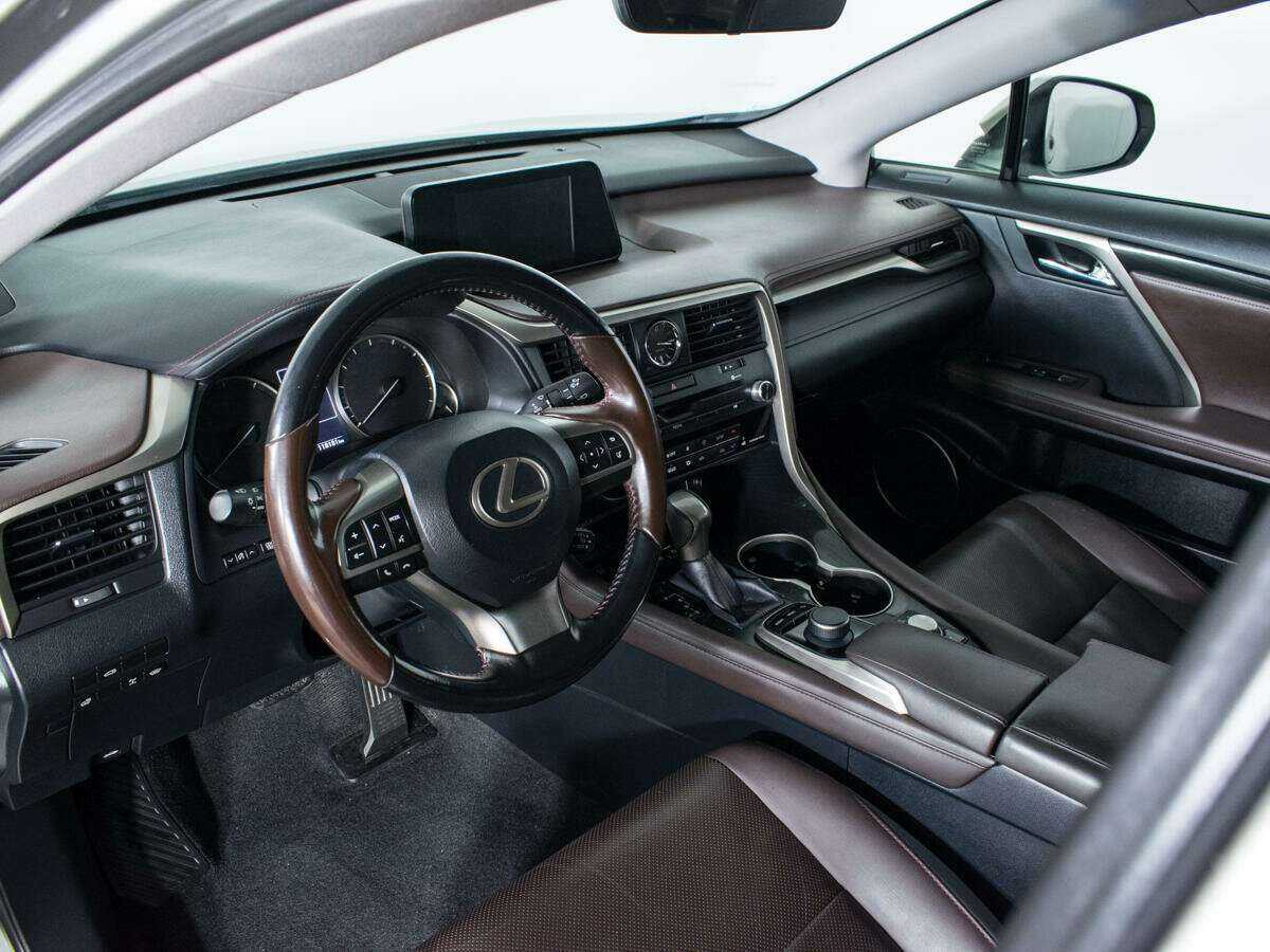 Lexus RX 200t, 2017 Фото №13