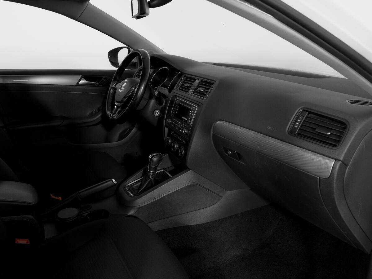 Volkswagen Jetta, 2016 Фото №9