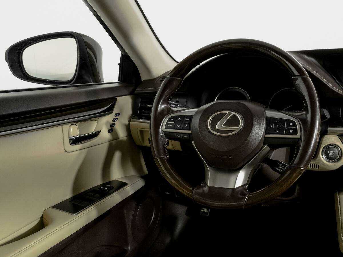 Lexus ES 200, 2015 Фото №15