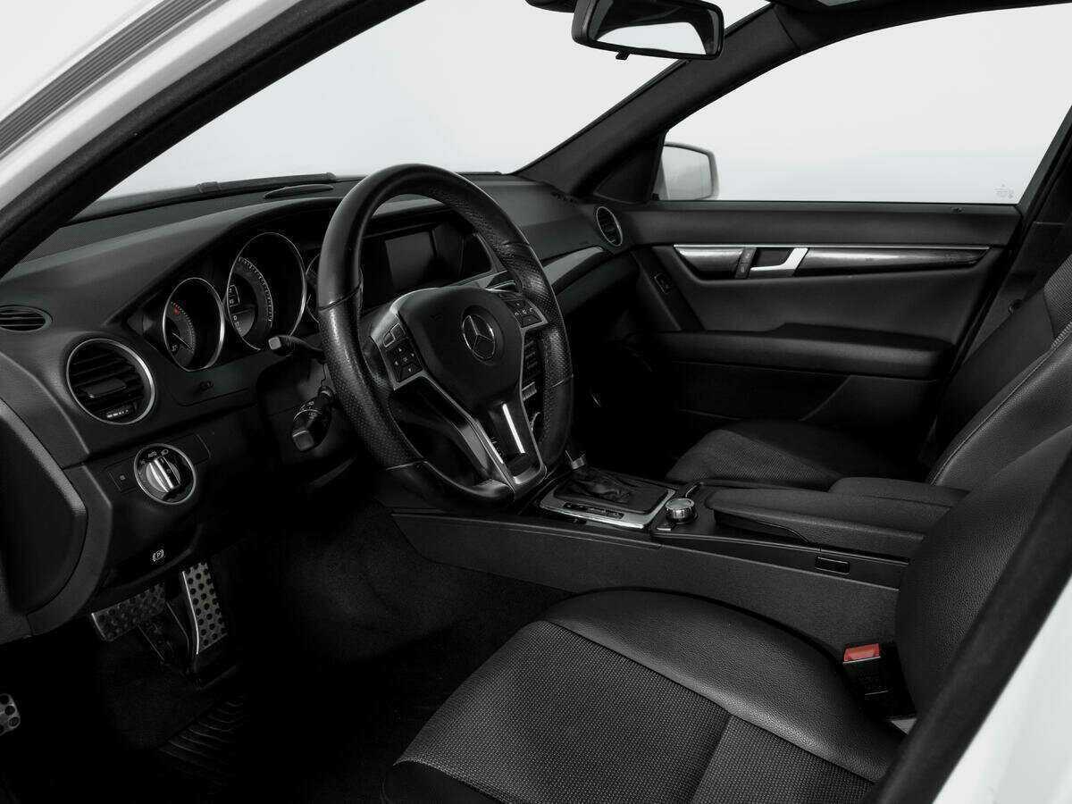 Mercedes-Benz C-Класс 180 BlueEFFICIENCY, 2011 Фото №15