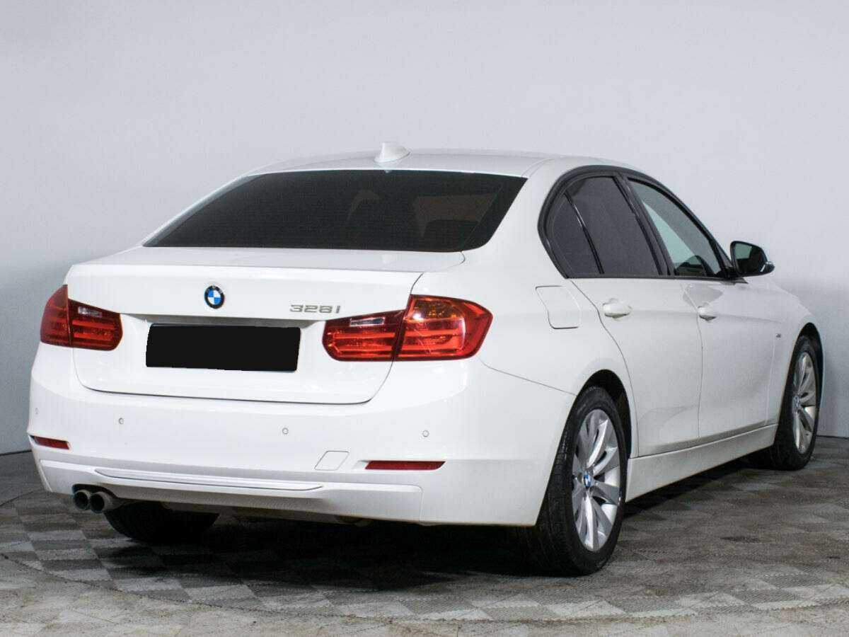 BMW 3 серии 328i, 2011 - 133 062 км. | Фото №5