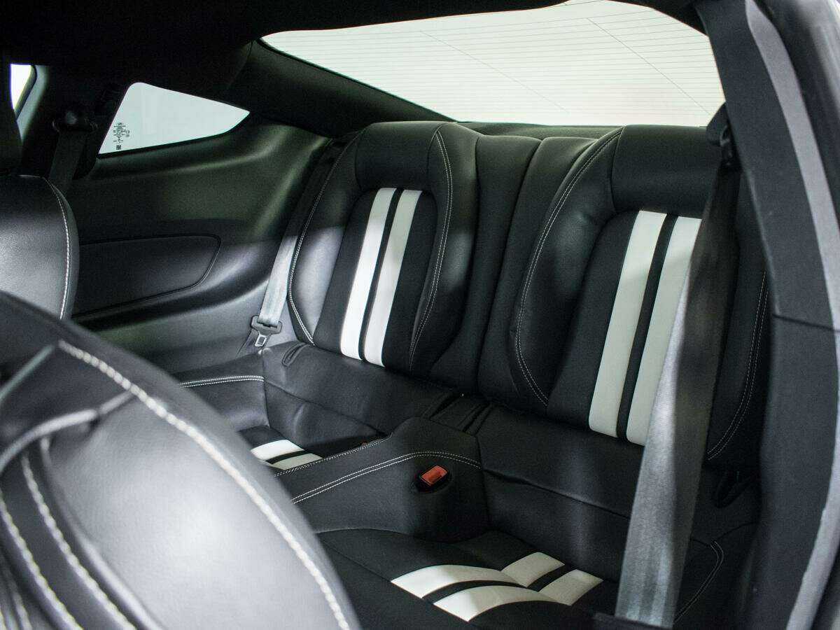 Ford Mustang, 2019 Фото №10
