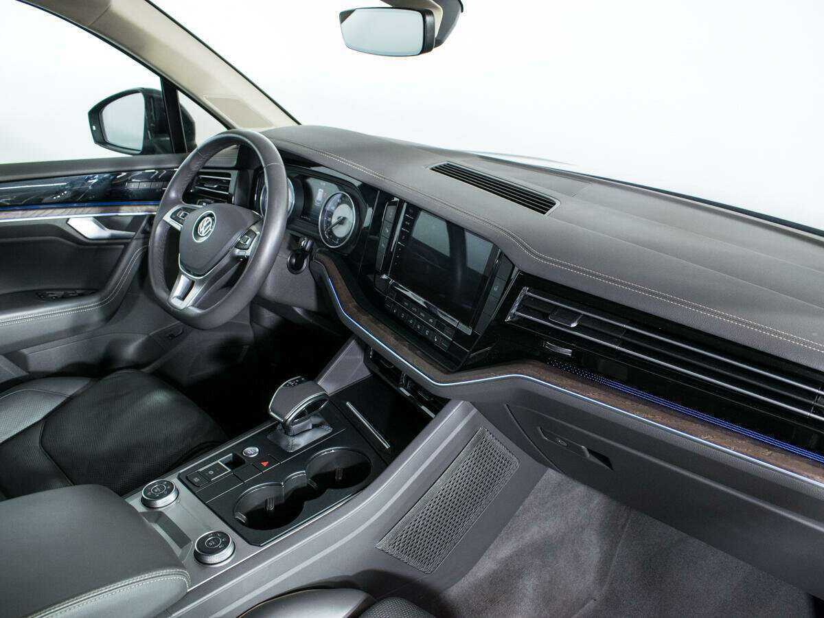 Volkswagen Touareg, 2020 Фото №9