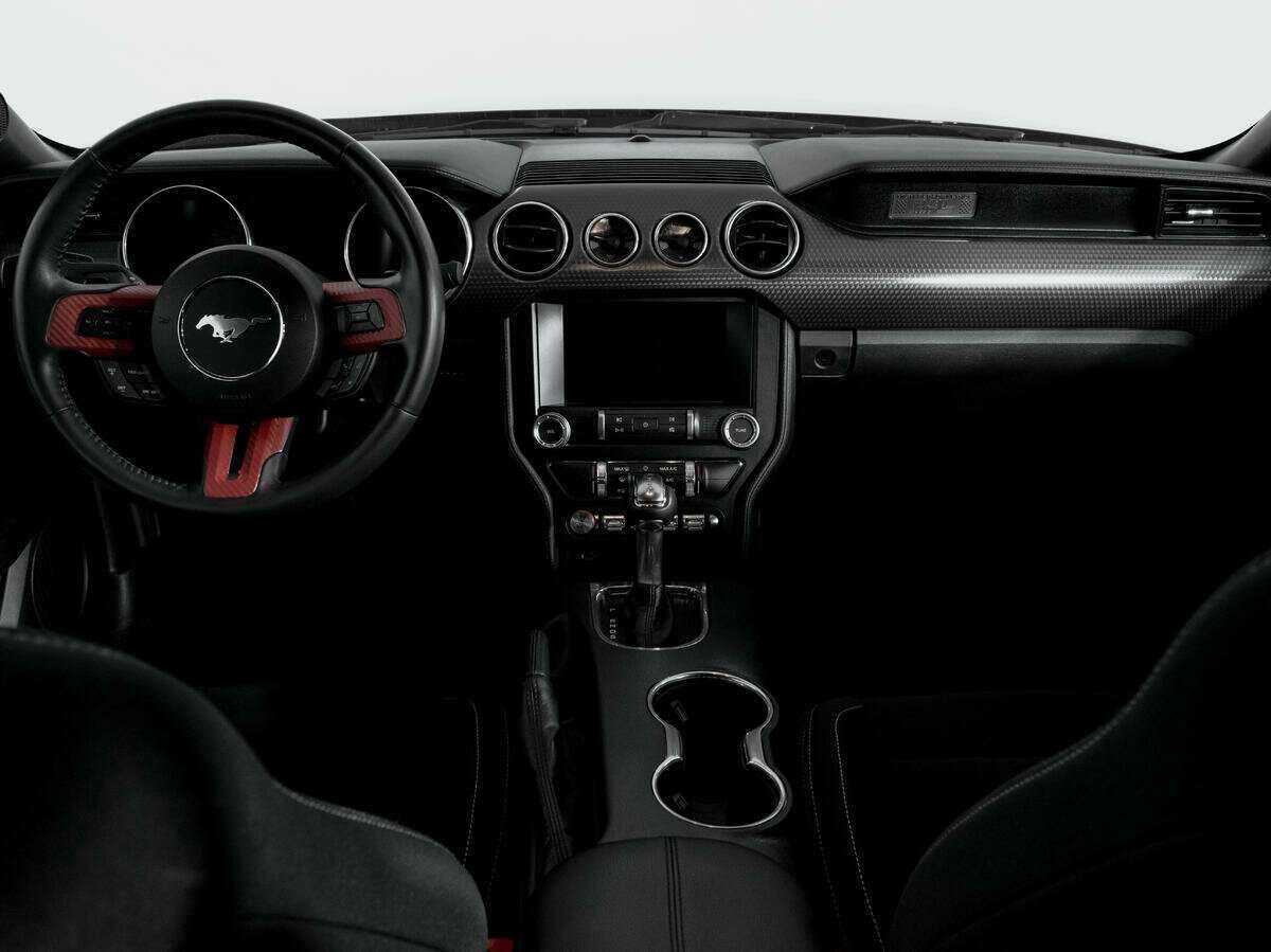 Ford Mustang, 2022 Фото №12