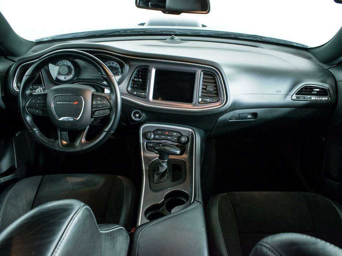 Dodge Challenger R__T, 2021 Фото №12