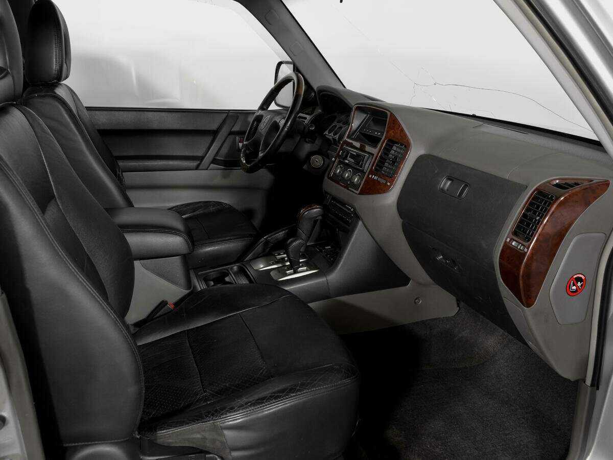 Mitsubishi Pajero, 2004 Фото №9